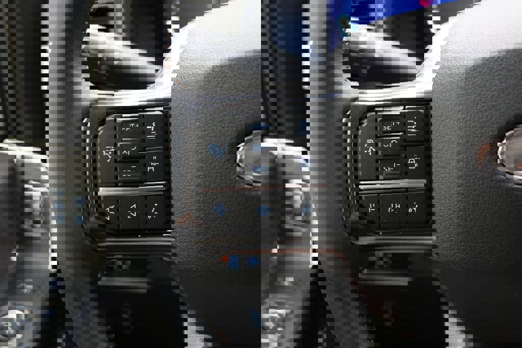 Used 2024 Ford F450 Platinum image 33