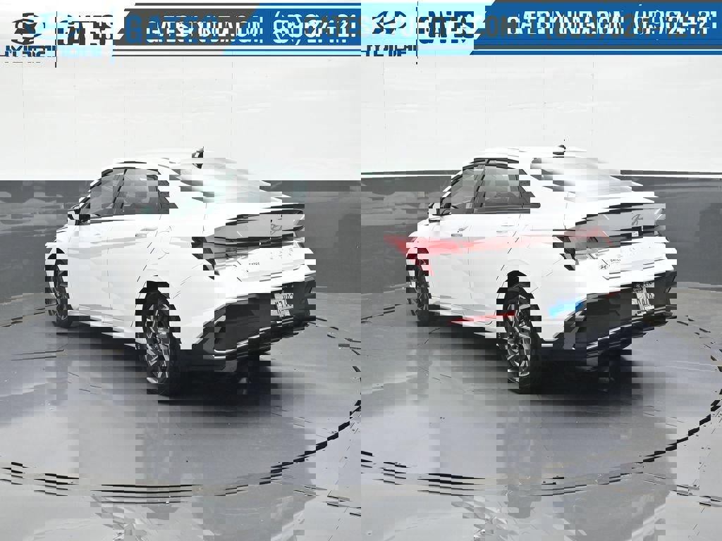 New 2025 Hyundai Elantra Sport image 8