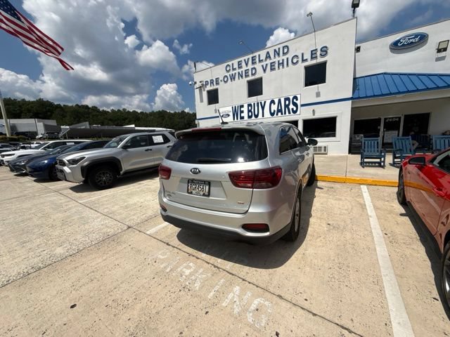 Used 2019 Kia Sorento L FWD image 16
