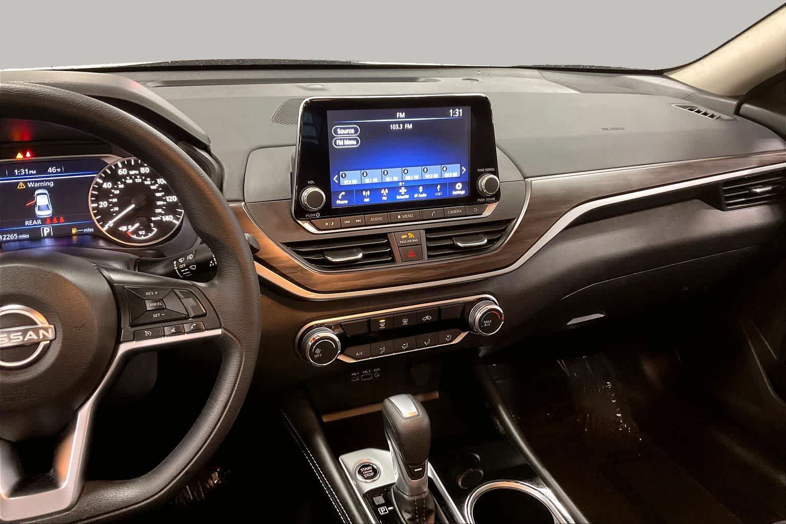 Used 2023 Nissan Altima 2.5 SV AWD/4WD image 7