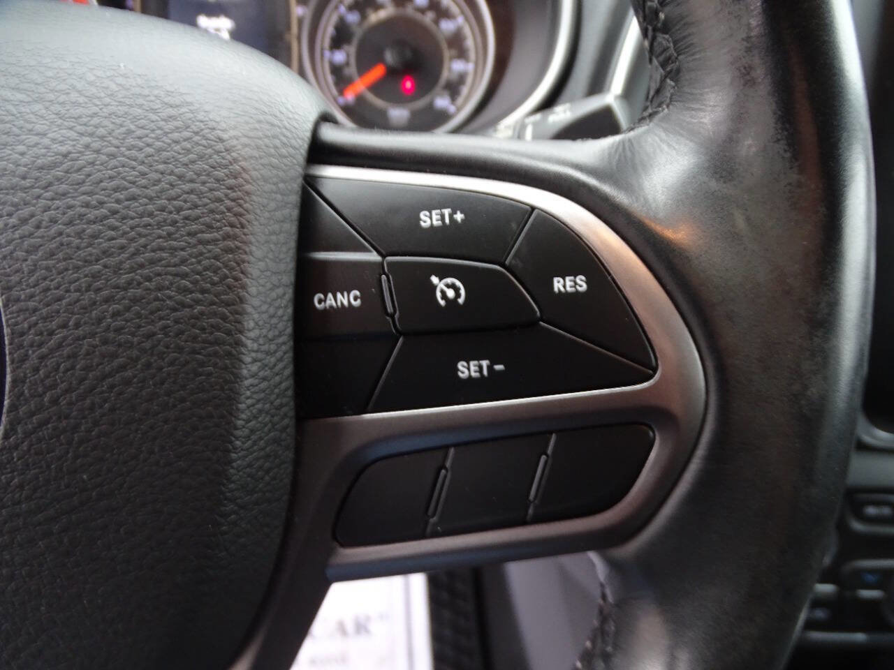 Used 2021 Jeep Cherokee Sport w/ Popular Appearance Group image 15