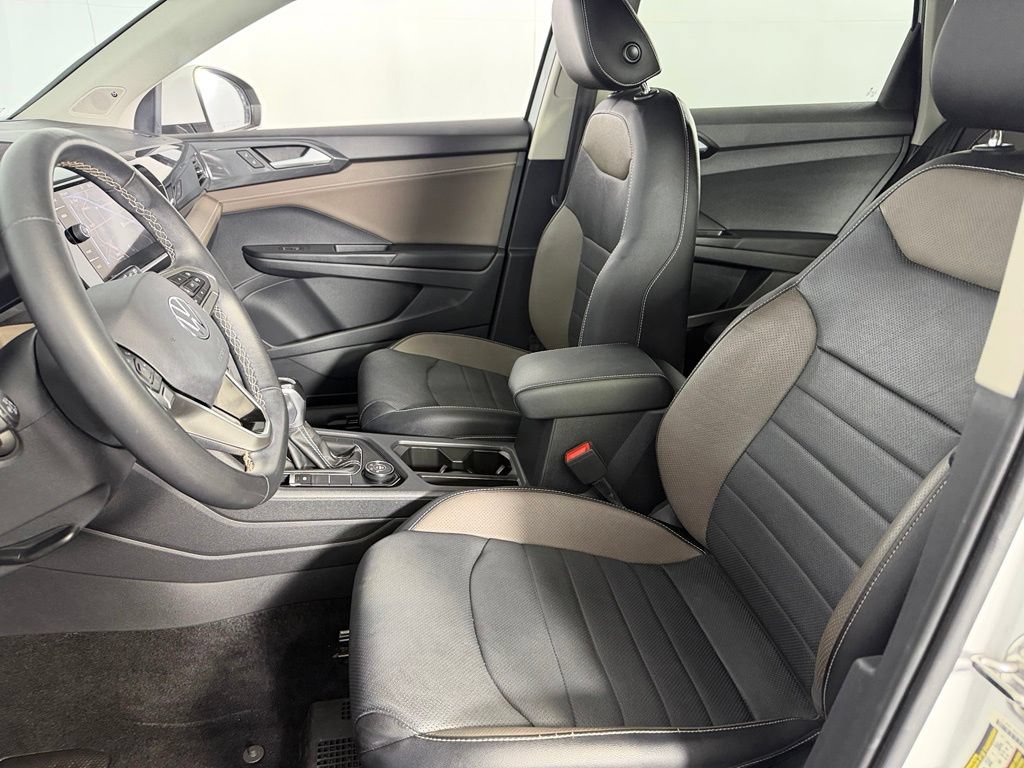 Used 2022 Volkswagen Taos SEL AWD/4WD image 23
