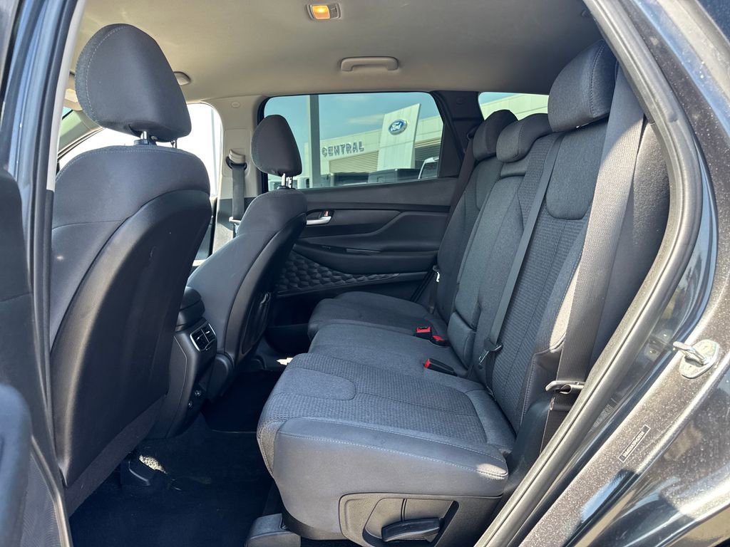 Used 2023 Hyundai Santa Fe SEL FWD image 17