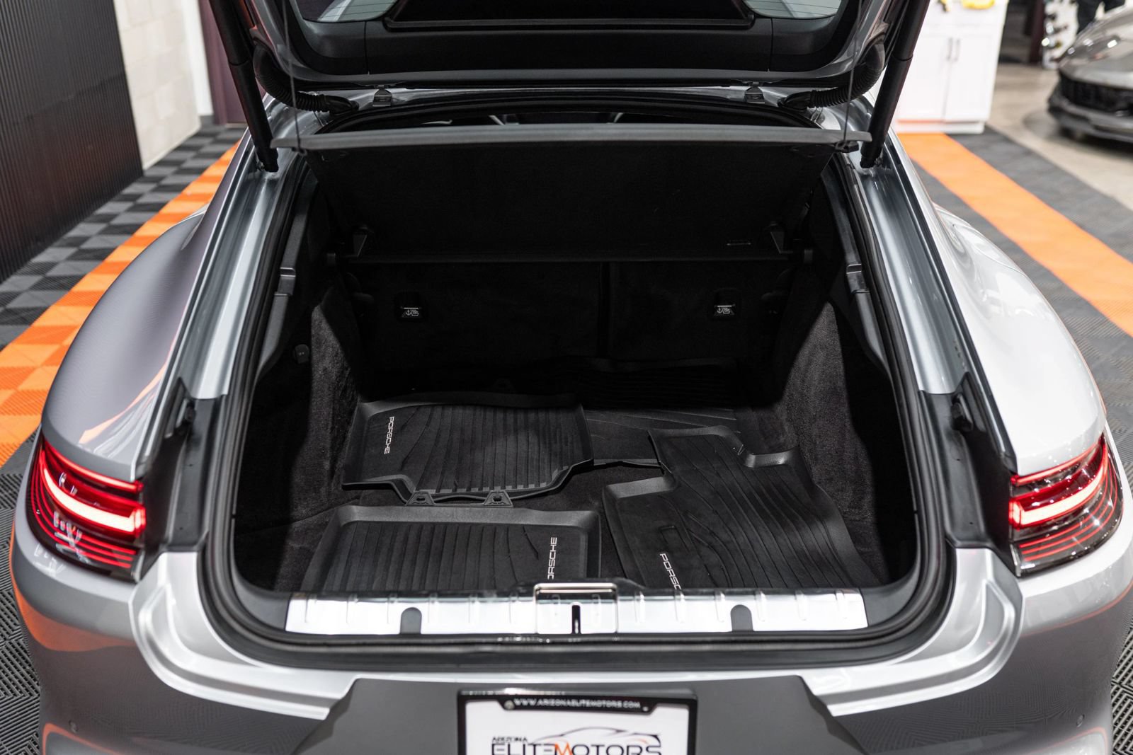 Used 2019 Porsche Panamera GTS w/ Premium Package Plus AWD/4WD image 17