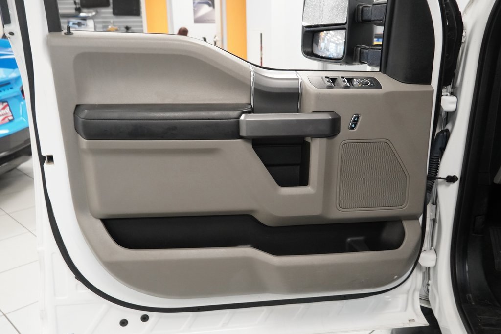 Used 2020 Ford F150 XLT w/ XTR Package image 16