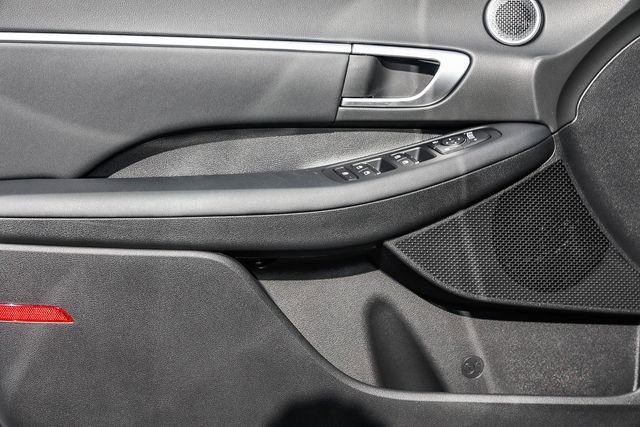 New 2026 Hyundai Sonata SEL FWD image 25