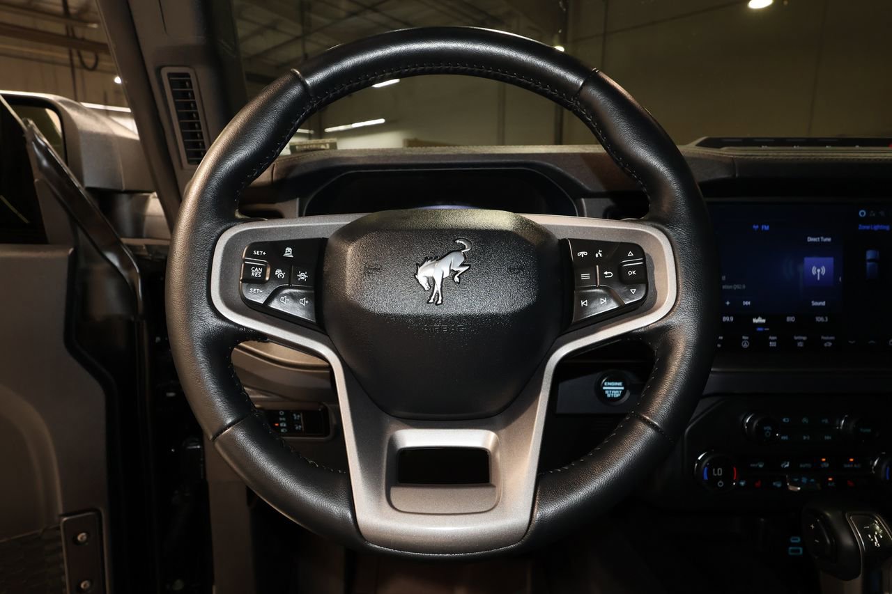 Used 2025 Ford Bronco Badlands AWD/4WD image 10