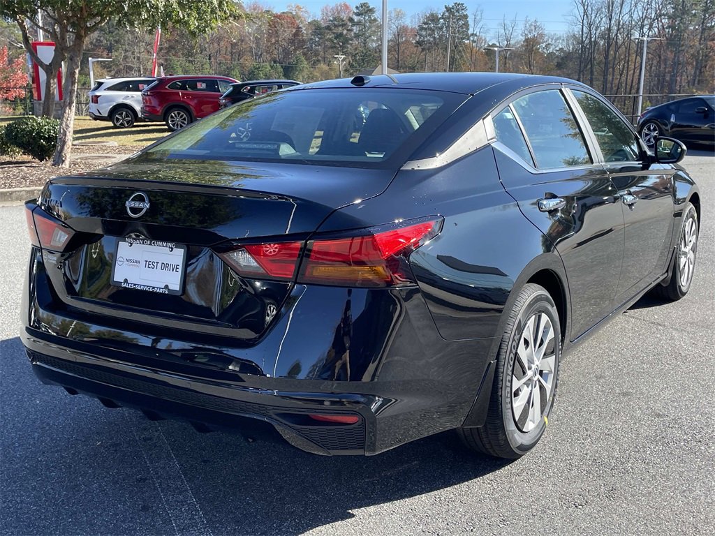 New 2025 Nissan Altima 2.5 S image 3