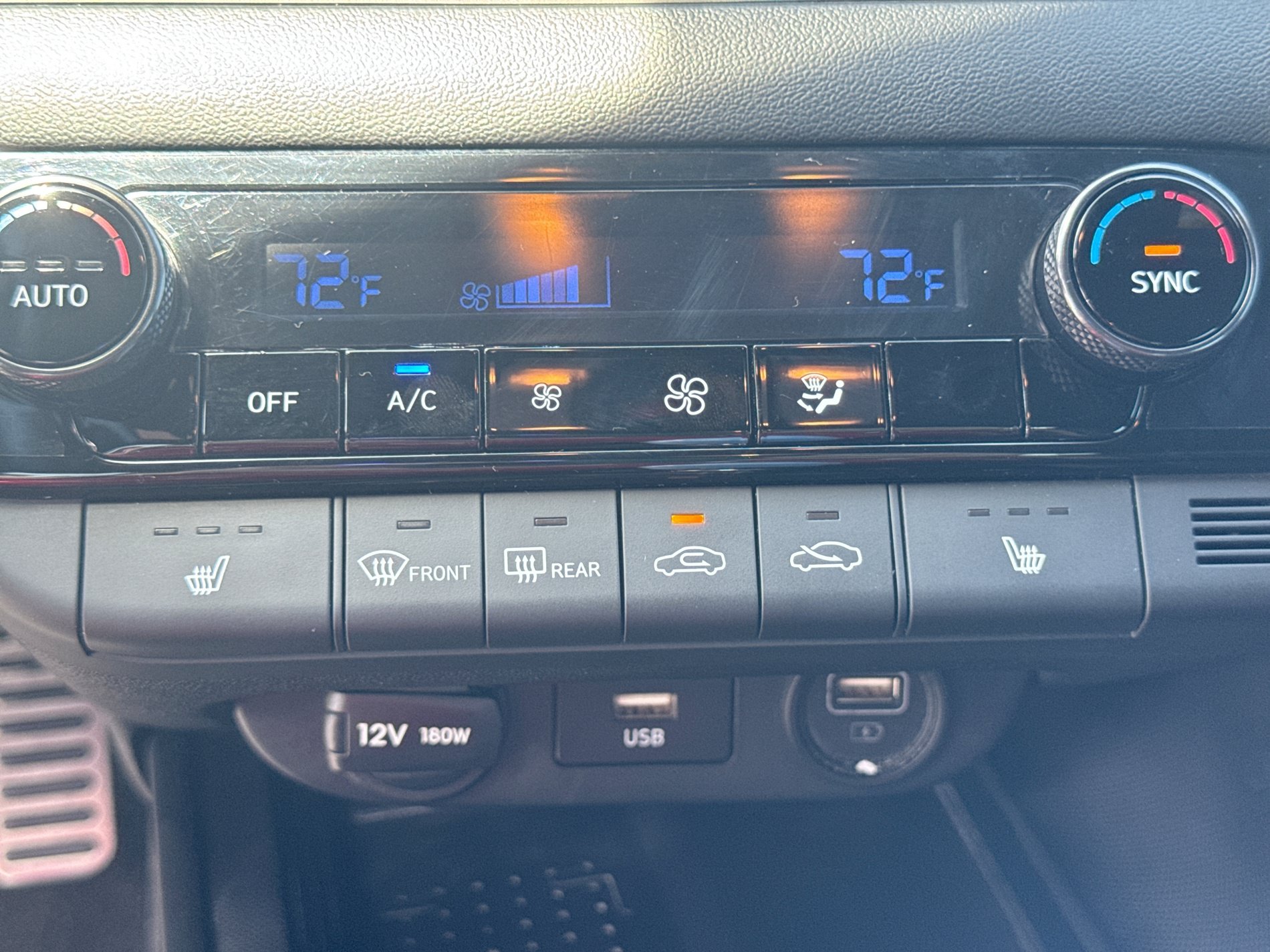 Used 2022 Hyundai Elantra N FWD image 23
