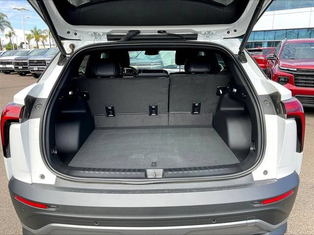 Used 2026 Chevrolet Blazer EV LT FWD image 17