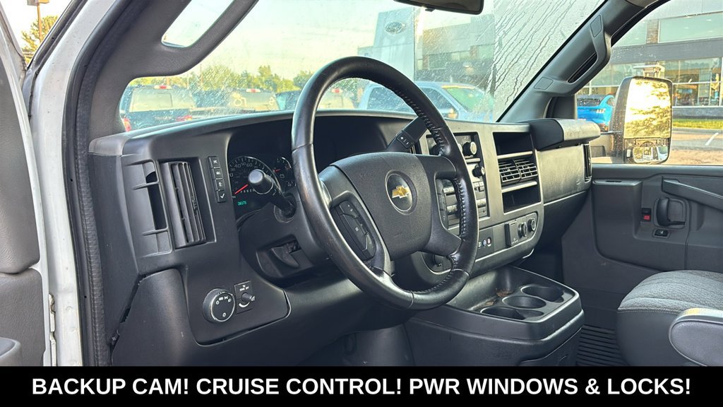 Used 2020 Chevrolet Express 3500 Extended w/ Power Convenience Package RWD image 7