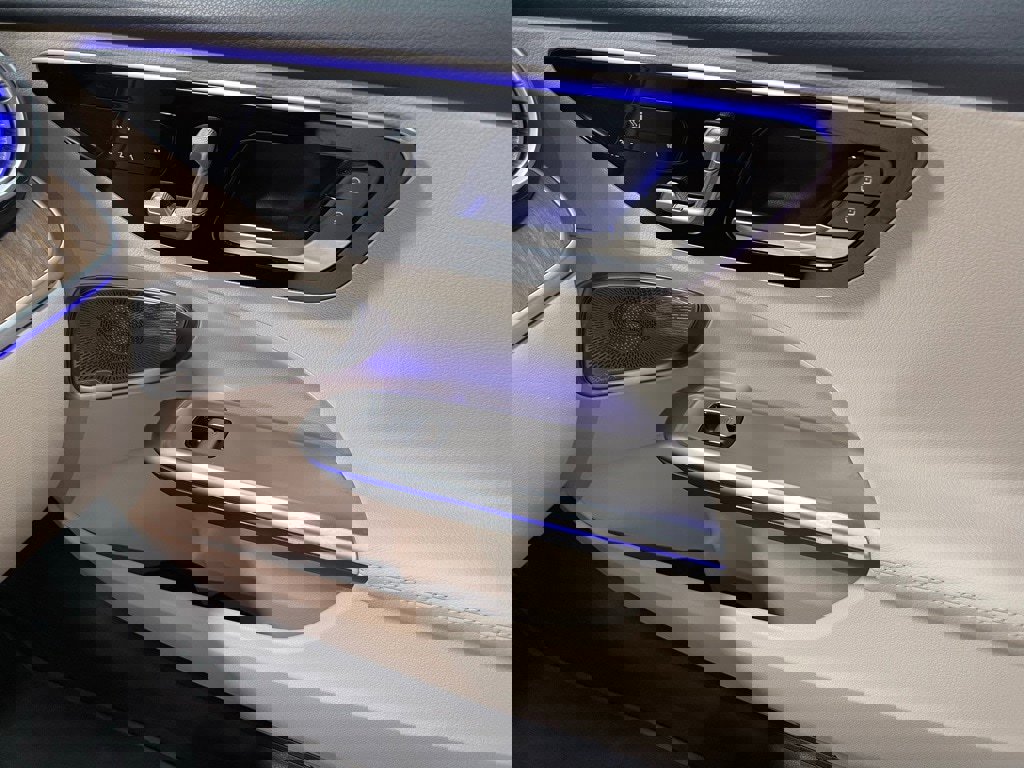 Used 2022 Mercedes-Benz C 300 C 300 image 27