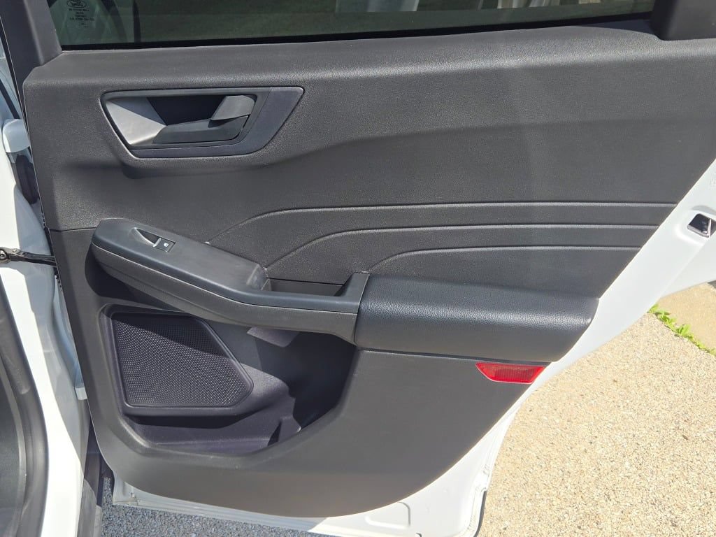 Used 2024 Ford Escape Active w/ Tech Pack #1 AWD/4WD image 8