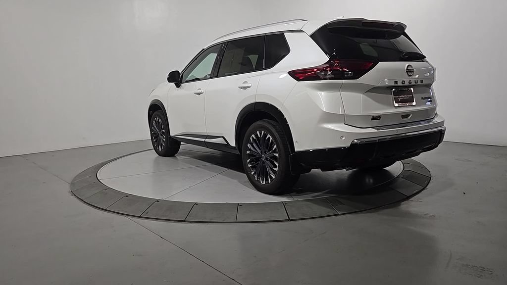 Certified 2024 Nissan Rogue Platinum AWD/4WD image 3