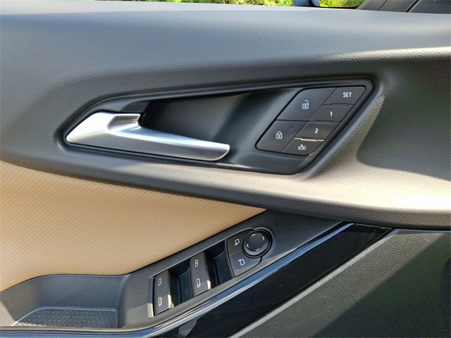 New 2026 Chevrolet Equinox ACTIV w/ Convenience Package III image 9