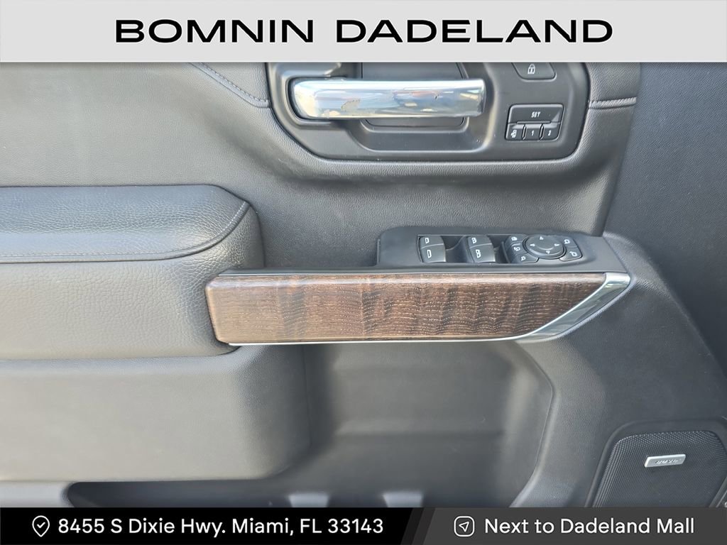 Used 2022 GMC Sierra 3500 Denali w/ Denali Ultimate Package image 19