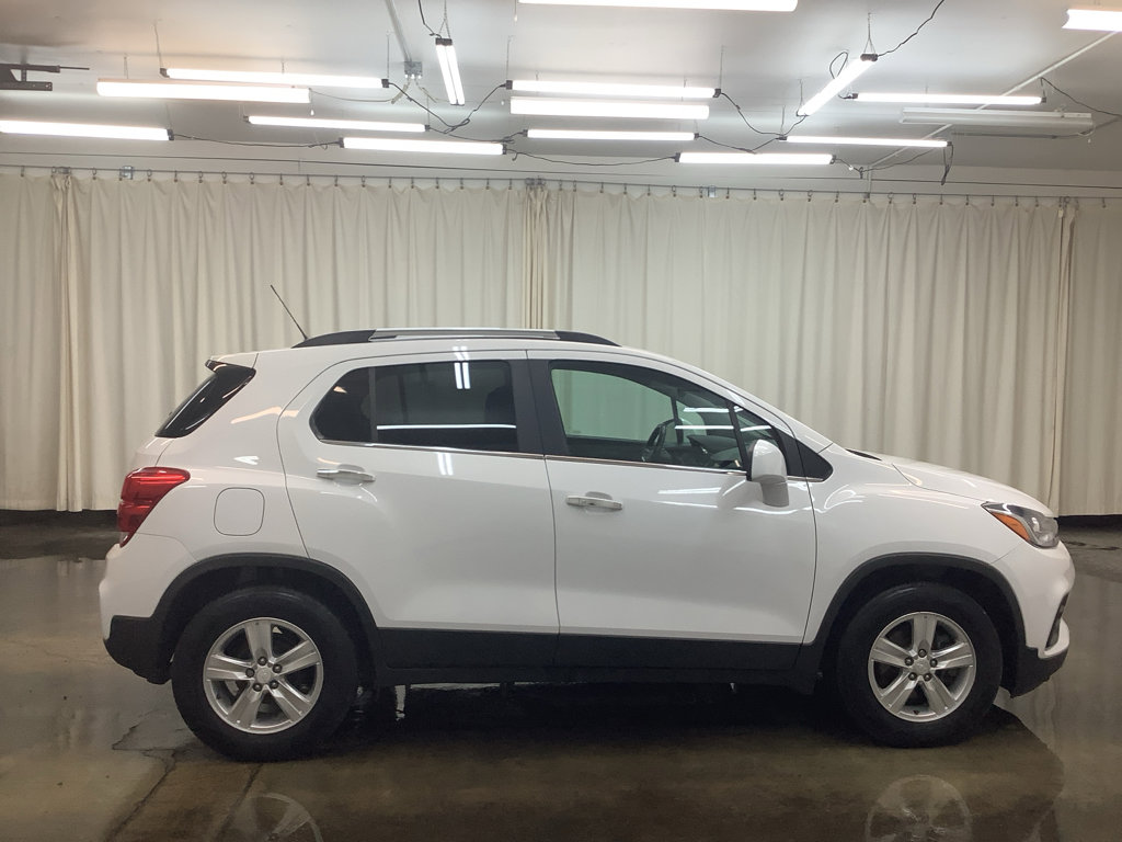 Used 2019 Chevrolet Trax LT w/ LT Convenience Package image 5
