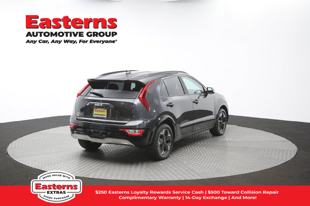 Used 2023 Kia Niro Wind FWD image 39