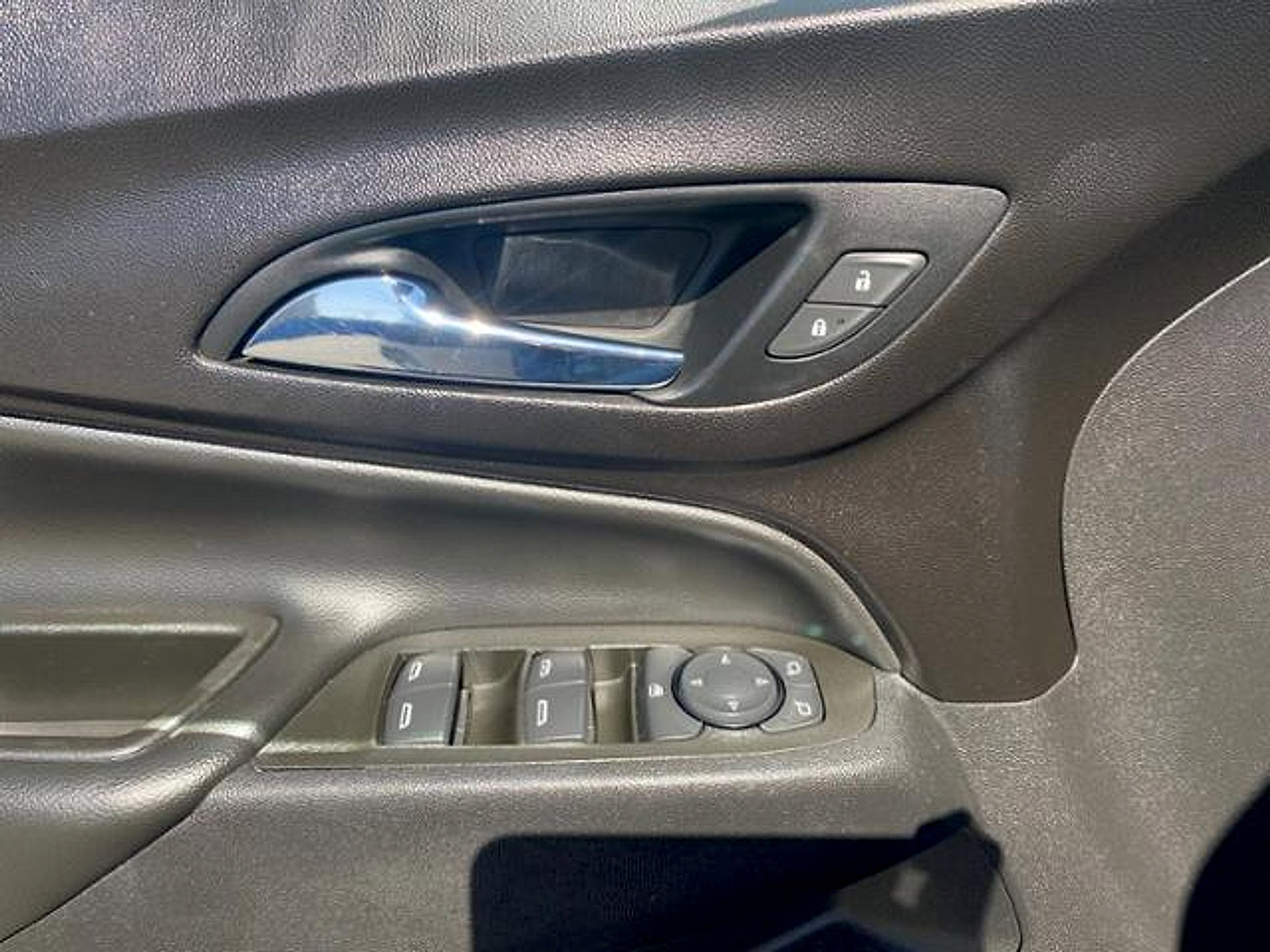 Used 2021 Chevrolet Equinox LT AWD/4WD image 20