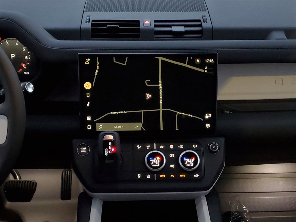 New 2026 Land Rover Defender 110 S image 28