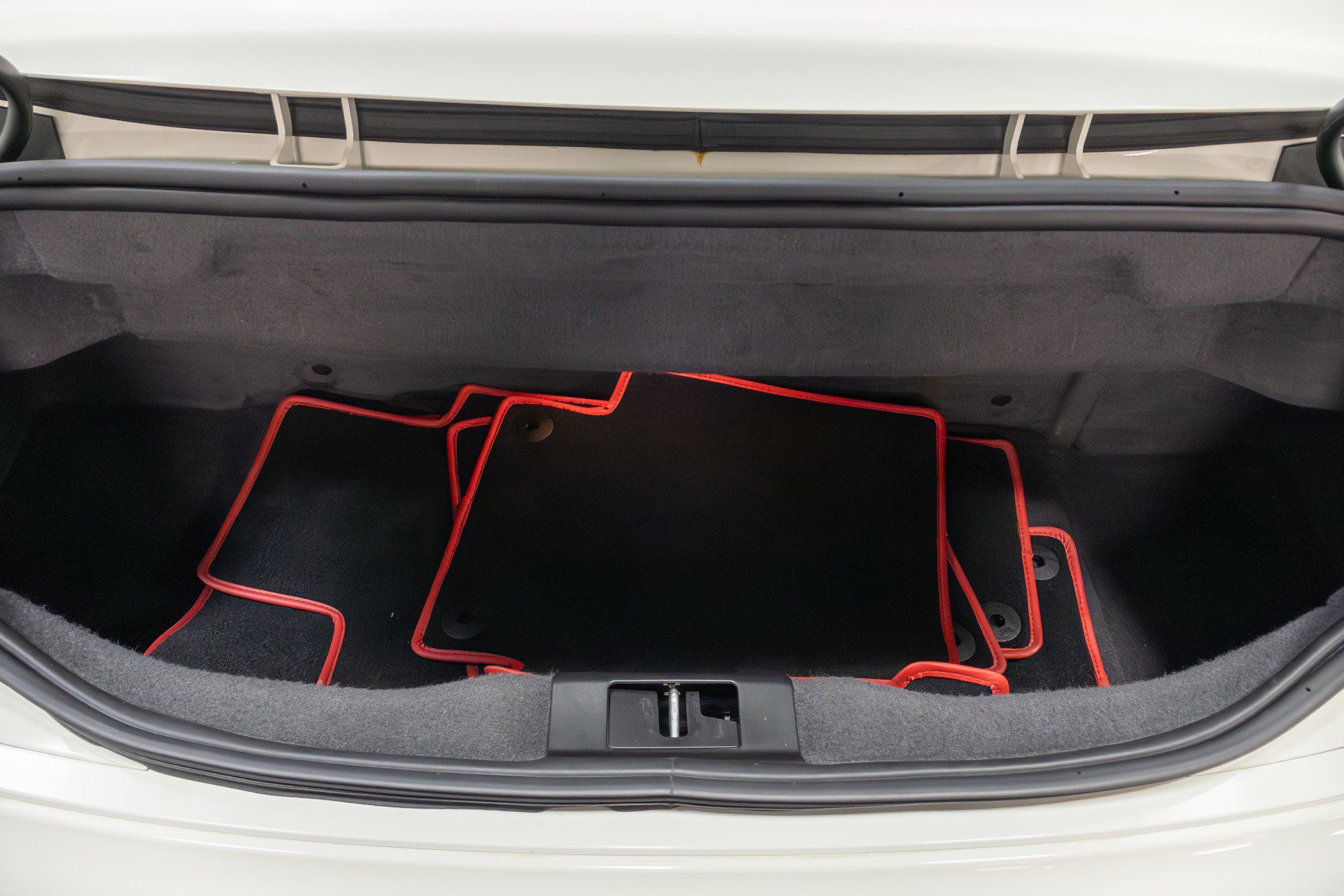 Used 2018 Maserati GranTurismo Sport image 24