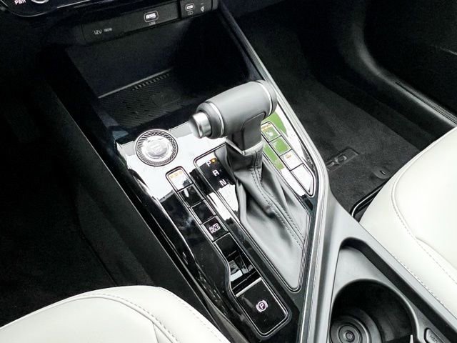Used 2025 Kia Niro EX image 20