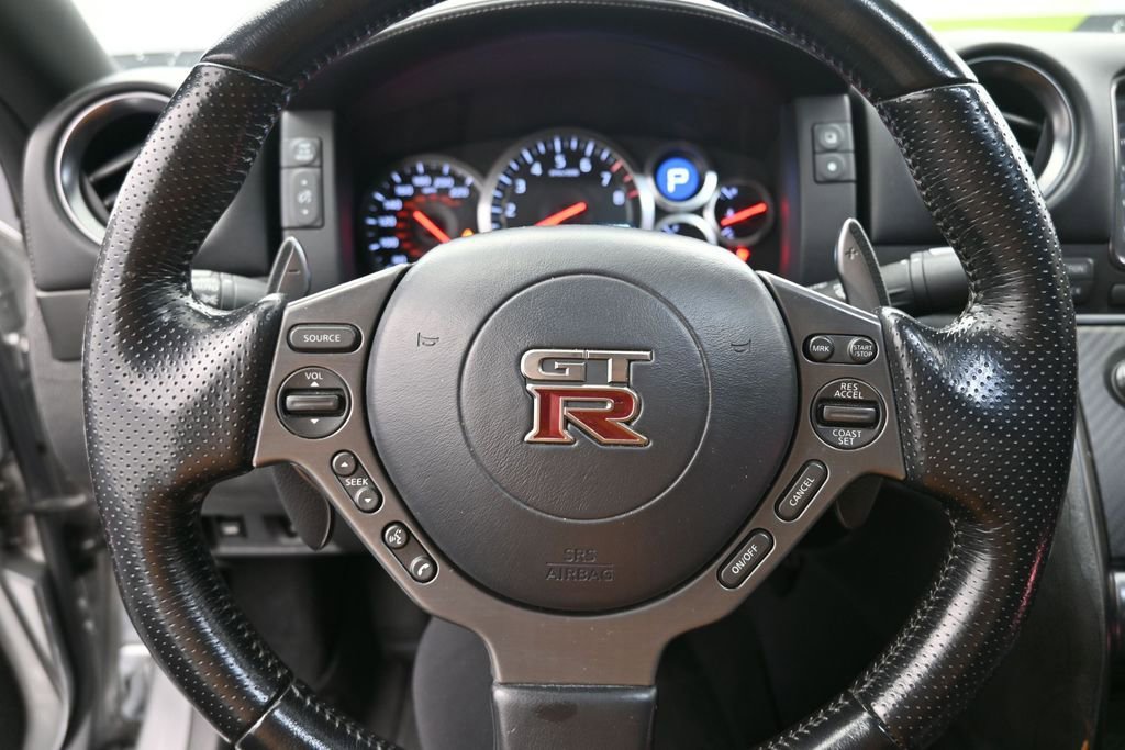 Used 2012 Nissan GT-R Premium AWD/4WD image 18