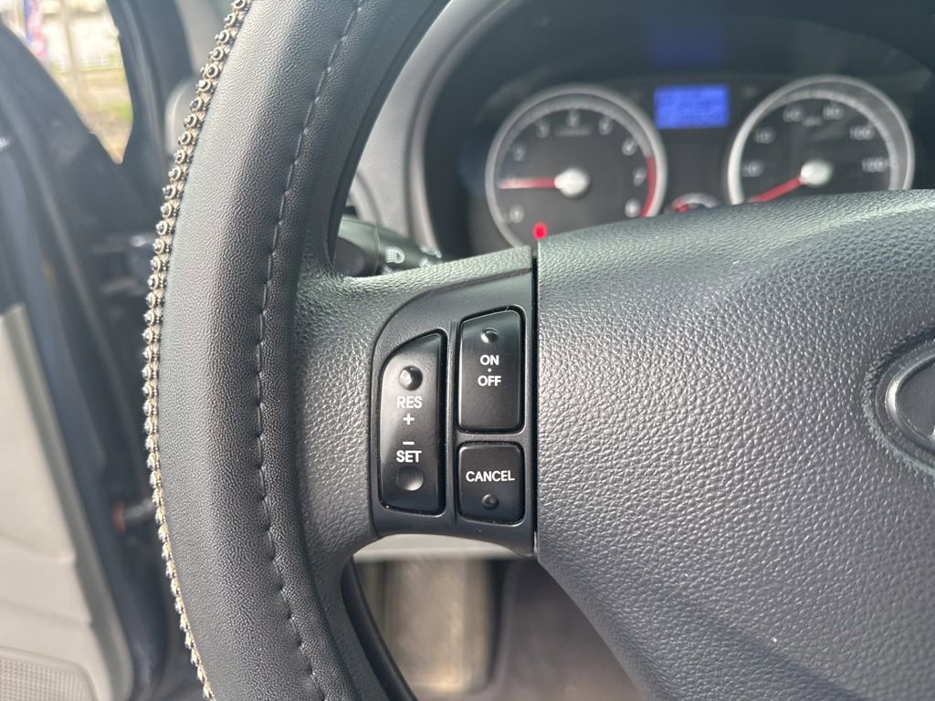 Used 2011 Hyundai Accent GLS w/ Premium Pkg 4 FWD image 12