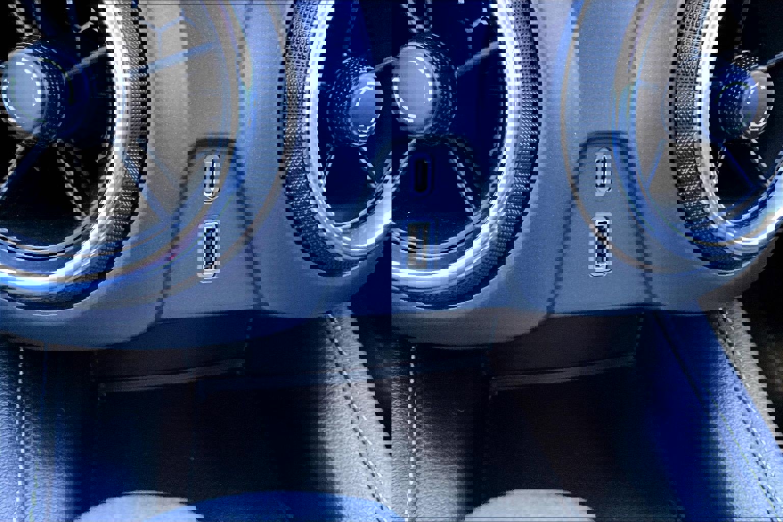 Used 2023 Chevrolet Blazer LT image 16