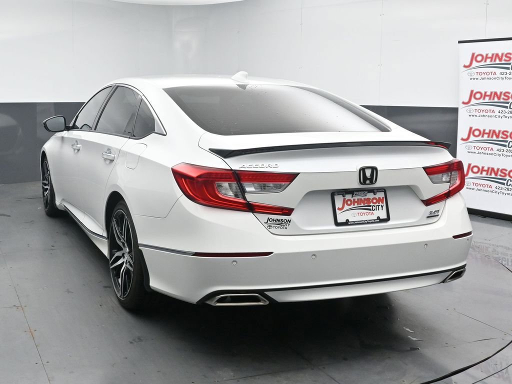 Used 2021 Honda Accord Touring image 6