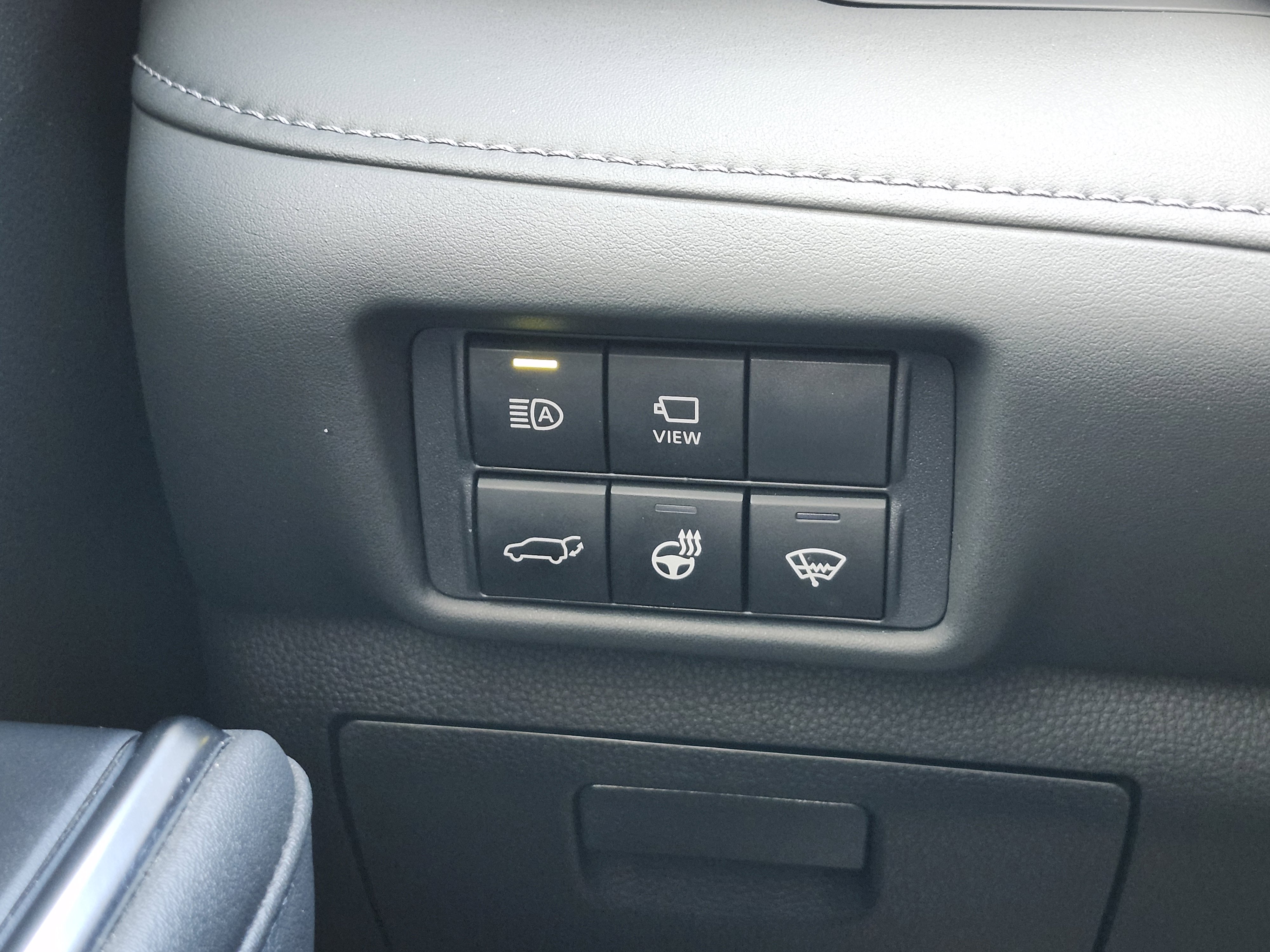 Used 2021 Toyota Highlander Limited image 44