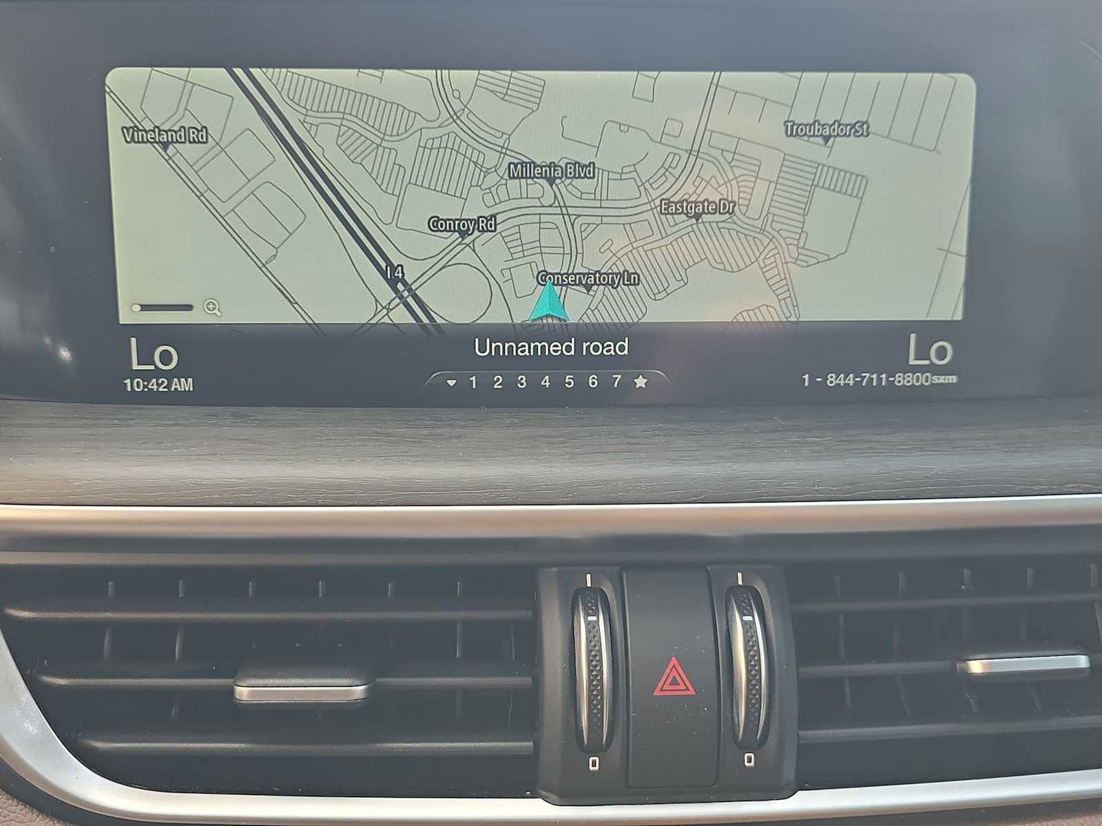 Used 2019 Alfa Romeo Stelvio Ti Lusso w/ Quick Order Package 22X Lusso image 16