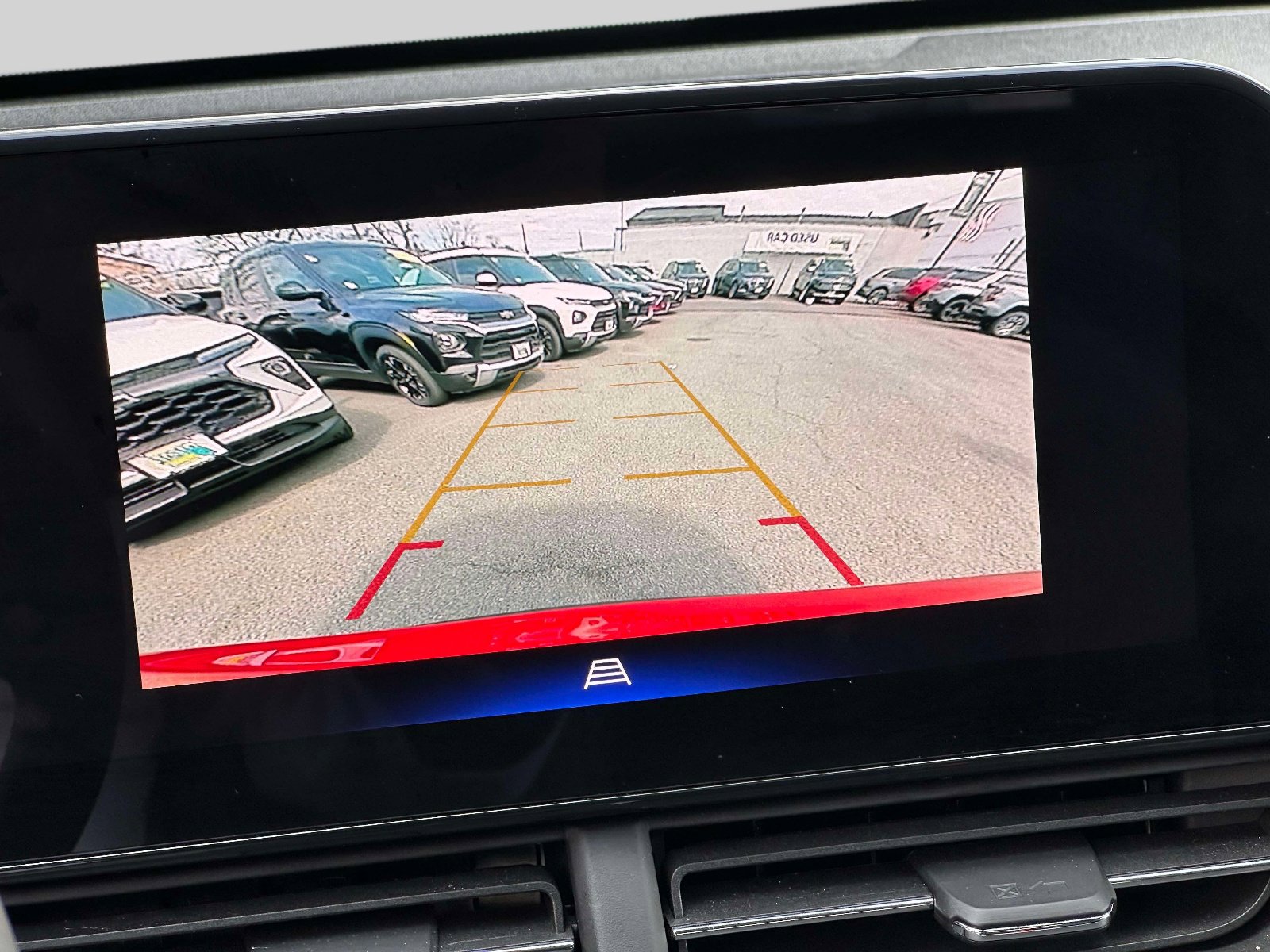 Used 2024 Chevrolet Trax LT w/ Driver Confidence Package image 27