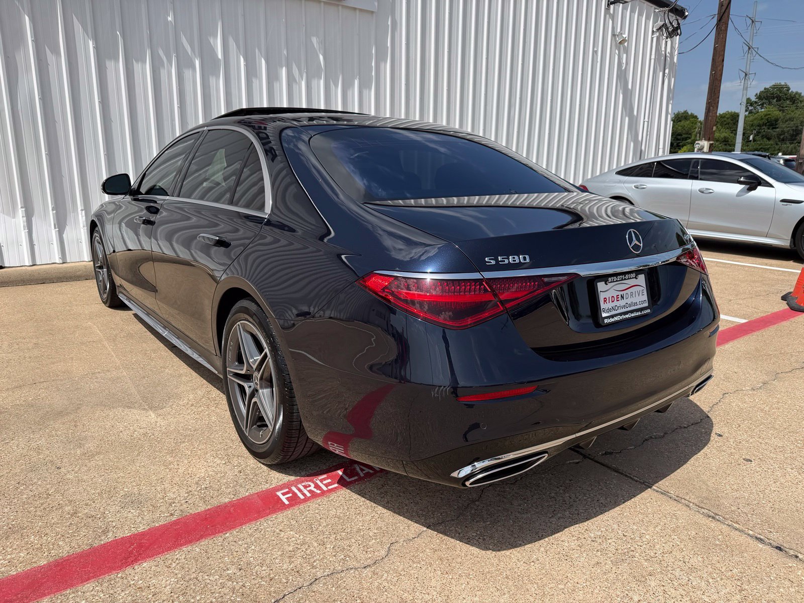 Used 2022 Mercedes-Benz S 580 4MATIC Sedan image 4