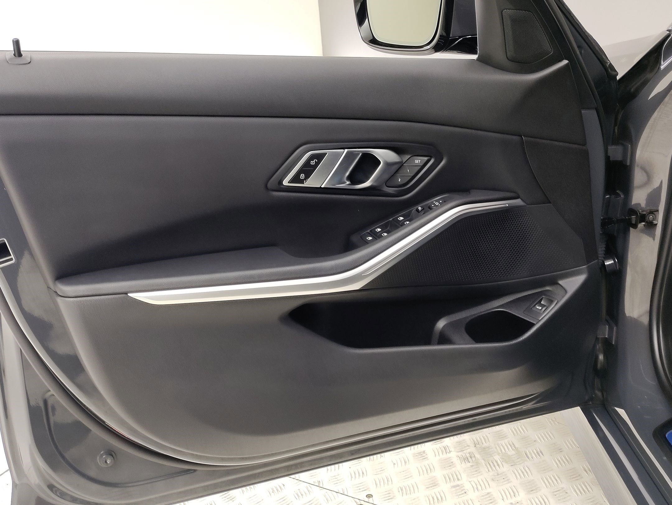 Certified 2023 BMW 330i Sedan w/ Convenience Package image 11