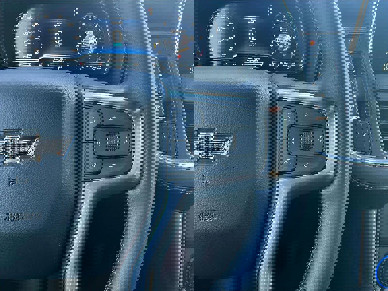 Used 2024 Chevrolet Tahoe Z71 w/ Luxury Package image 25