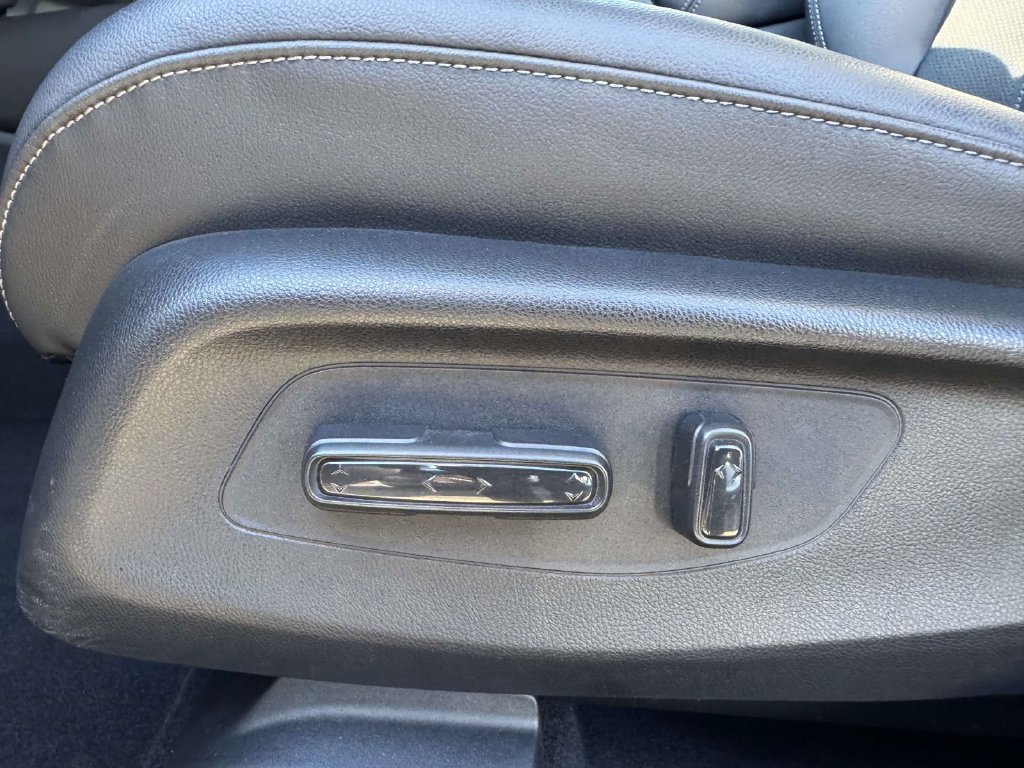 Used 2023 Honda HR-V EX-L image 17