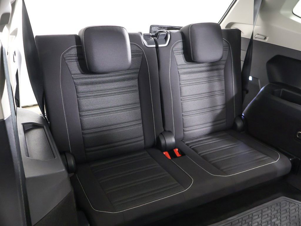 Used 2023 Volkswagen Tiguan S image 34