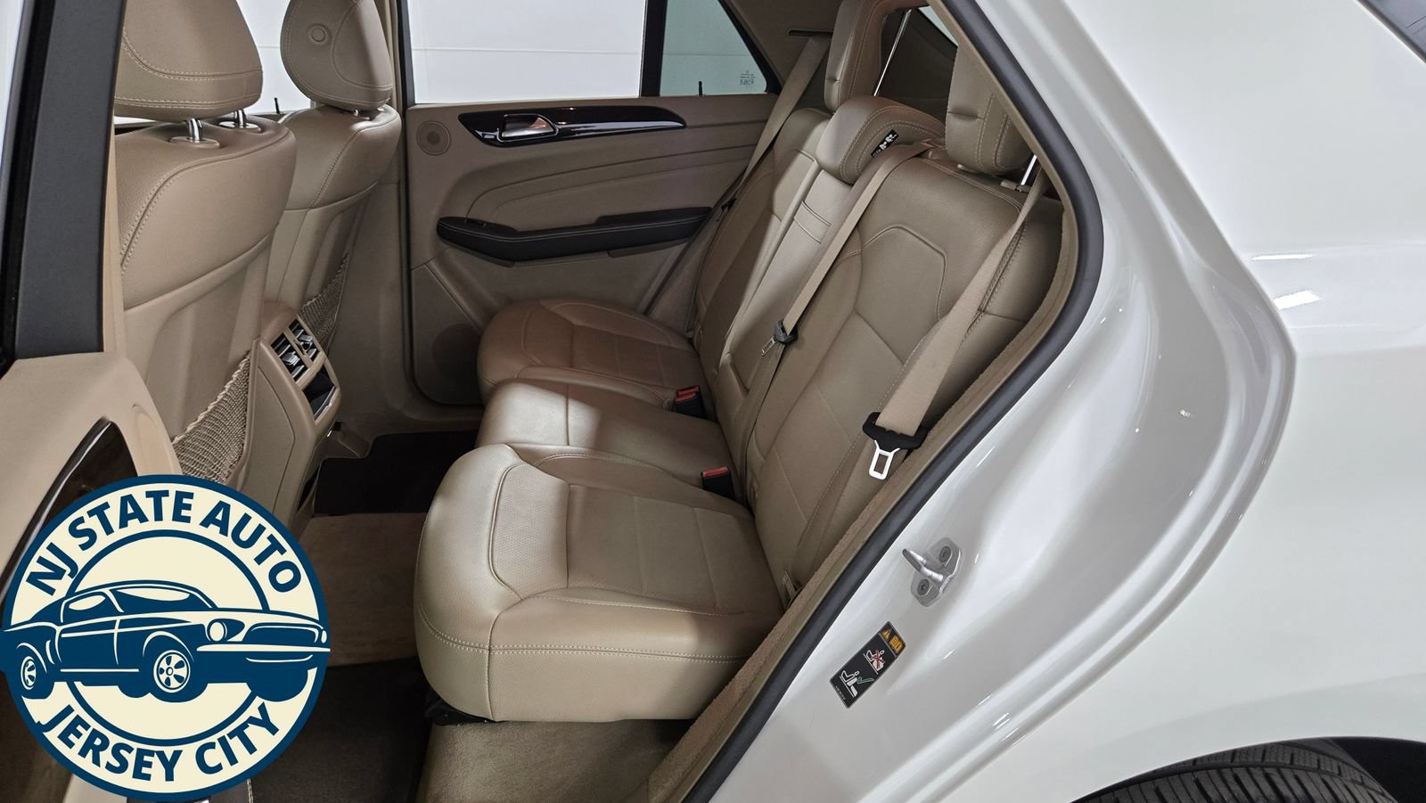 Used 2014 Mercedes-Benz ML 350 4MATIC w/ Premium 1 Package image 27