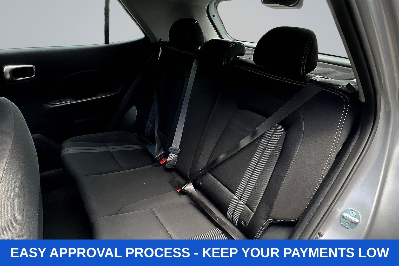 Used 2025 Hyundai Venue SEL FWD image 29