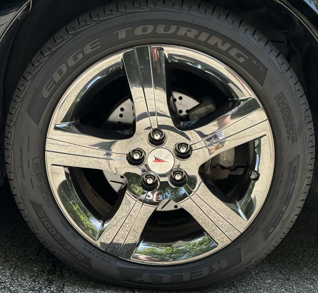 Used 2008 Pontiac G6 GXP w/ Sun And Sound Package image 12