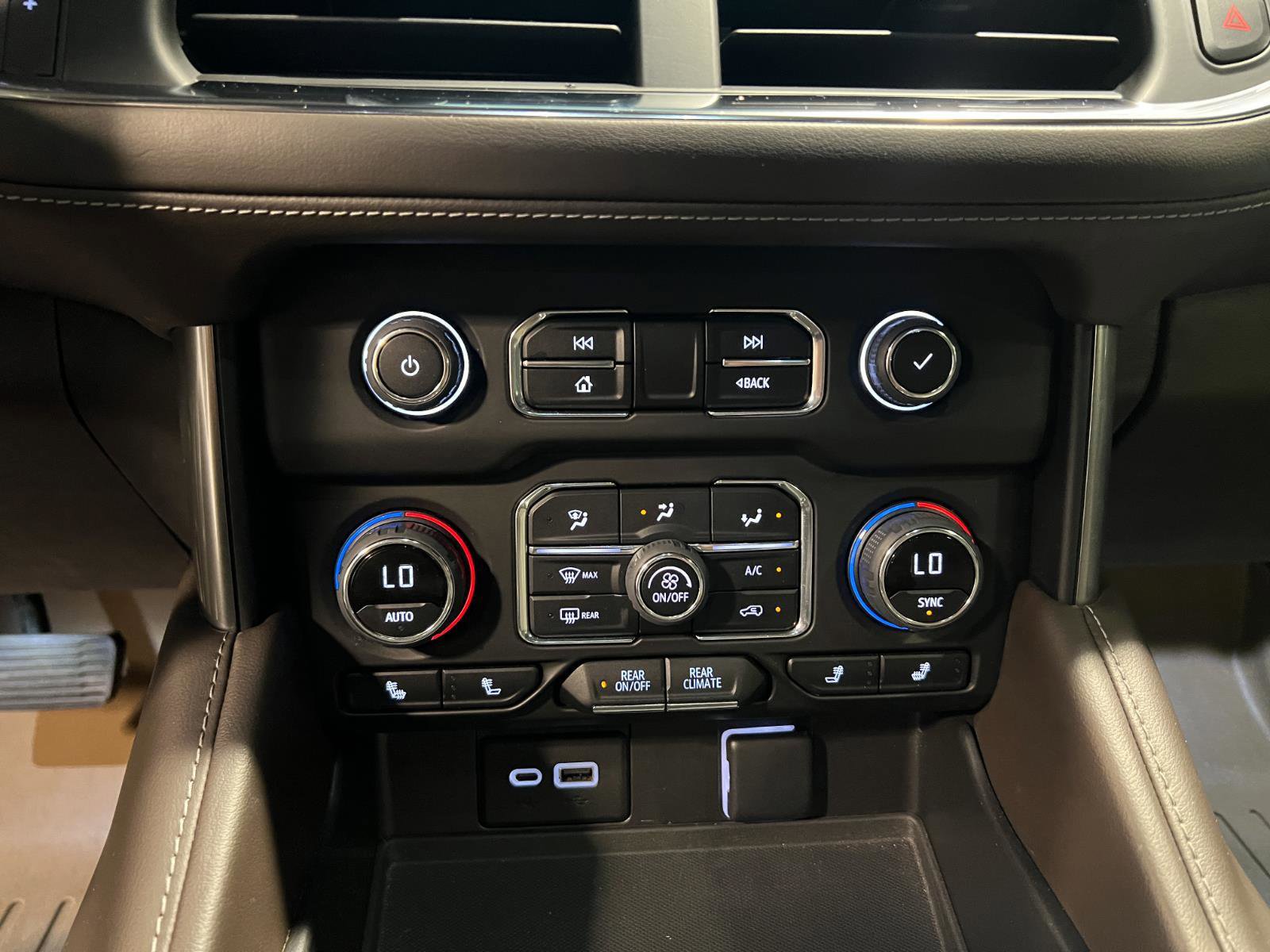 Used 2023 Chevrolet Tahoe Z71 image 20