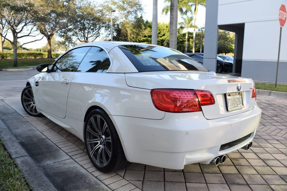 Used 2011 BMW M3 Convertible RWD image 7