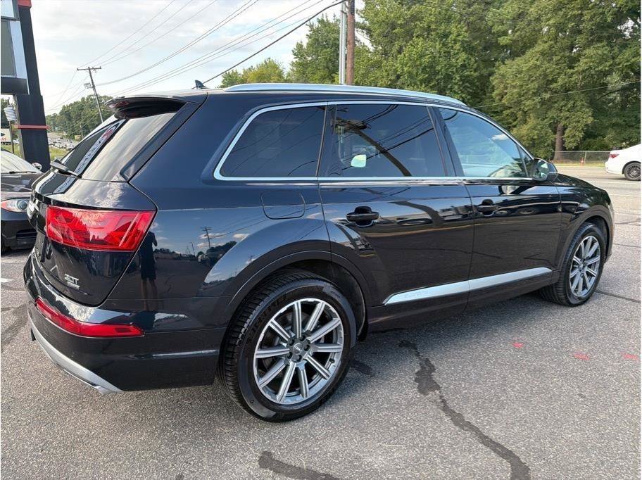 Used 2017 Audi Q7 3.0T Prestige w/ Prestige Package AWD/4WD image 6
