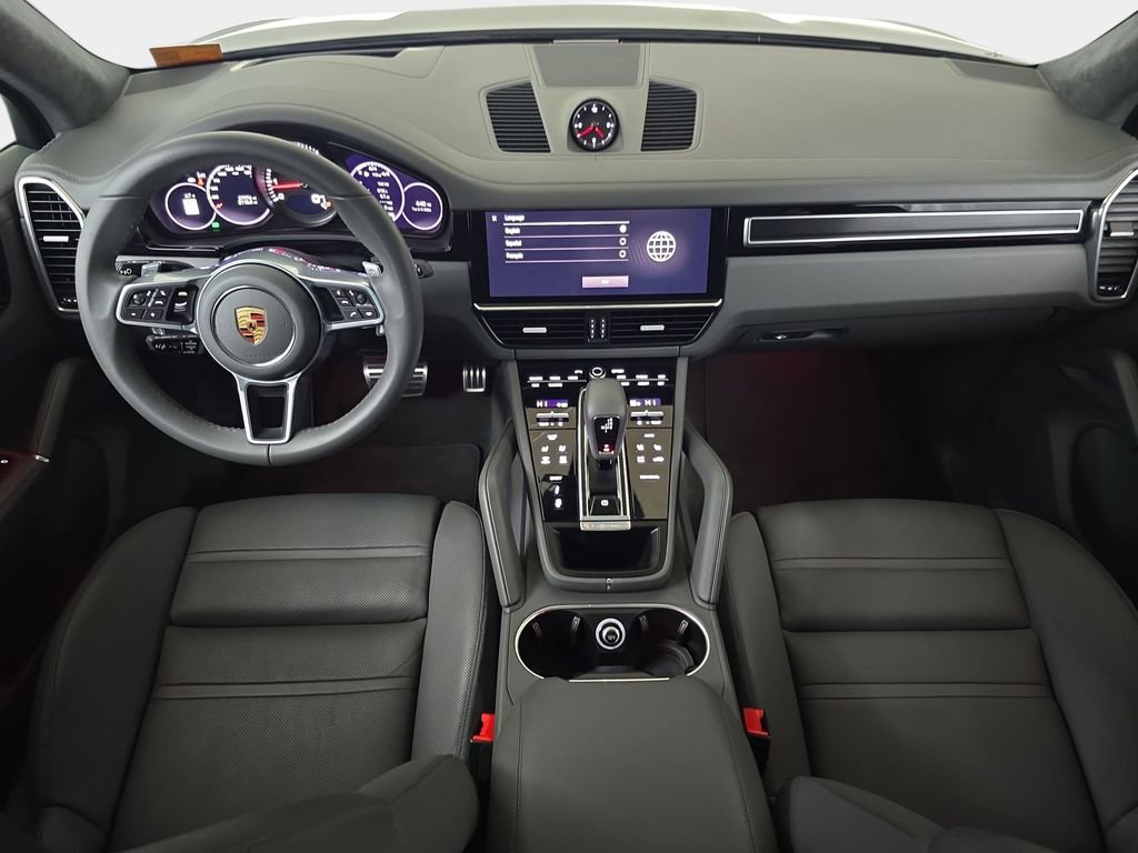 Used 2023 Porsche Cayenne GTS image 13