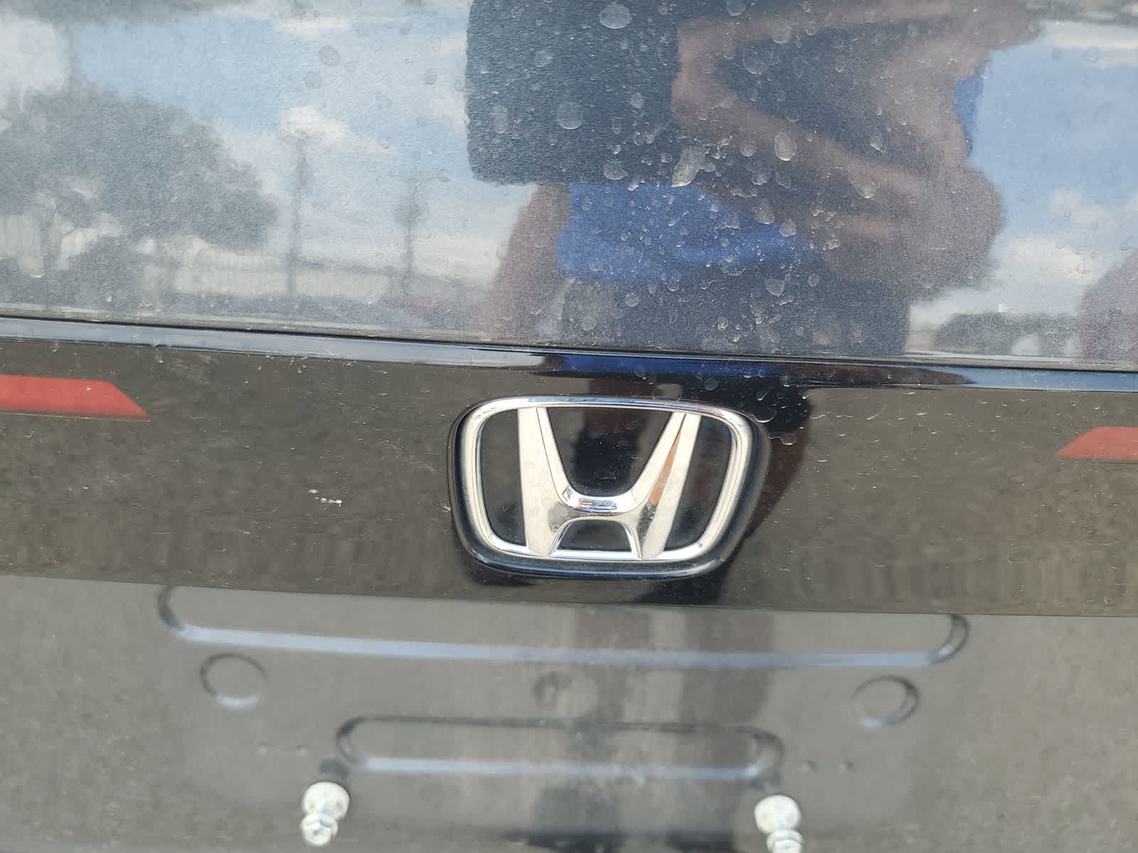 Used 2023 Honda Accord EX image 11