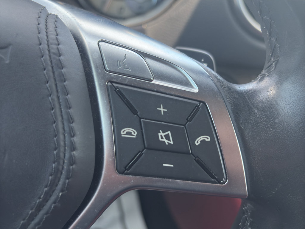 Used 2015 Mercedes-Benz SL 550 image 16