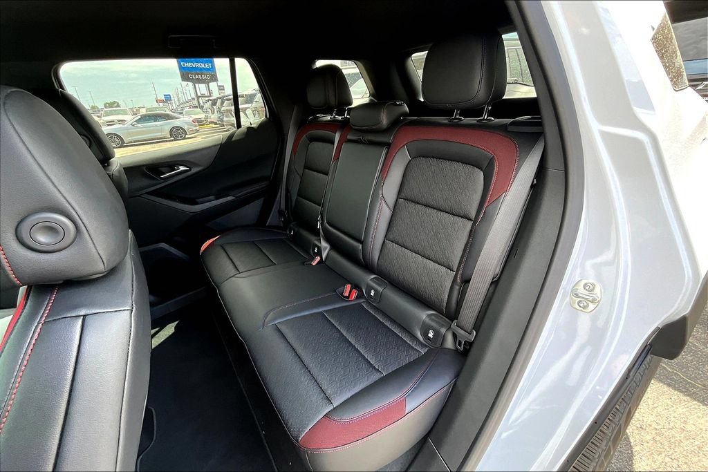 New 2026 Chevrolet Equinox RS FWD image 10