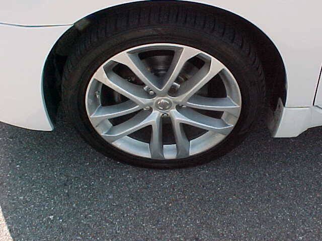 Used 2011 Nissan Altima 3.5 SR FWD image 6
