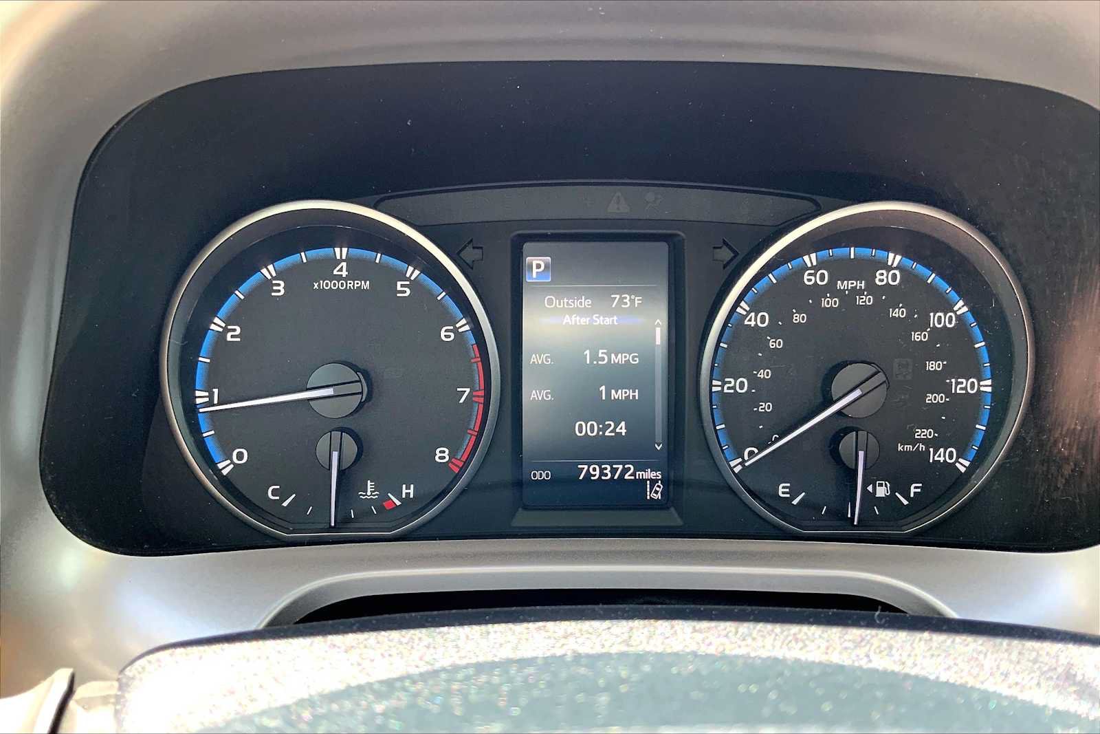 Used 2018 Toyota RAV4 LE AWD/4WD image 24